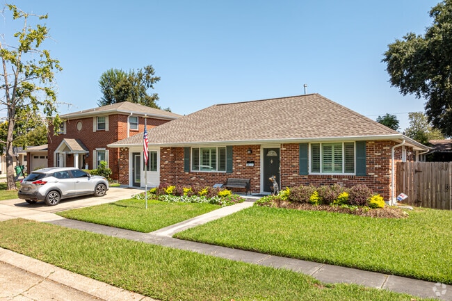 Homes in Clearview-Transcontinental come in different sizes.