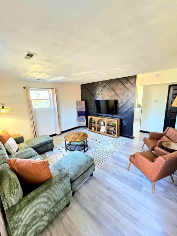 361 Cherry St, Norfolk, VA 23503 - photo 1