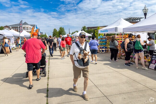 Enjoy all the action at Kenosha HarborMarket, a short drive from Poerio.