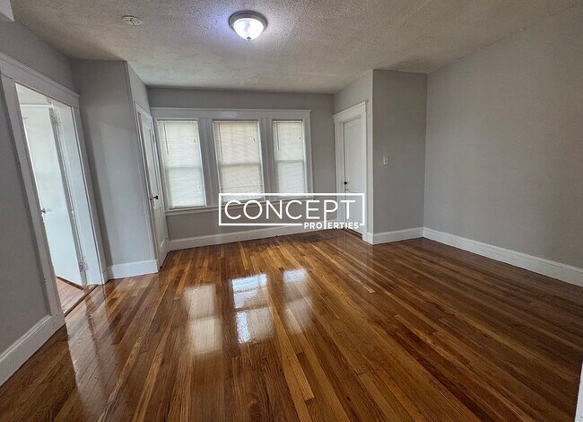 28 School St unit 5B, Boston, MA 02119 - photo 3