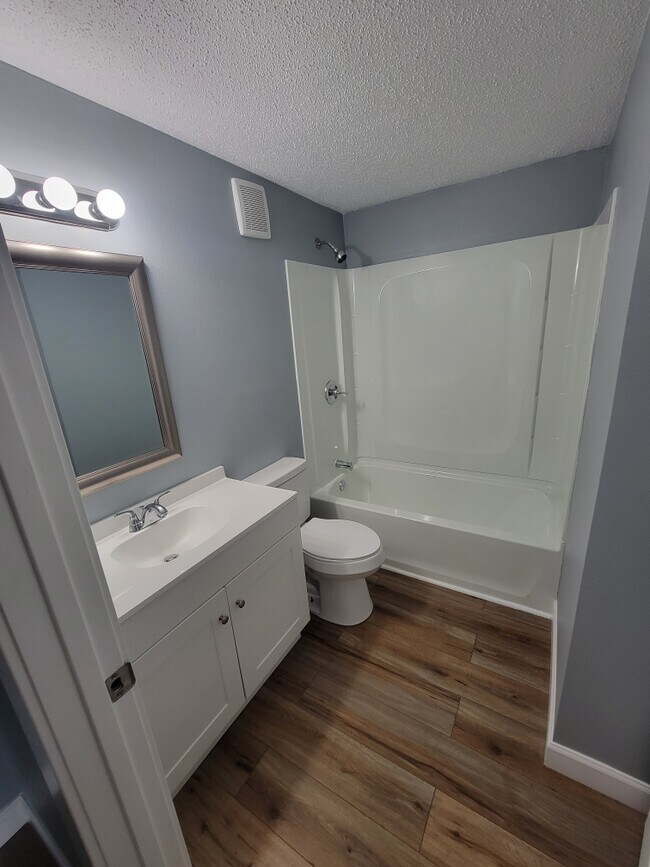 Apollo Beach Villa, Apollo Beach, FL 33572 - photo 7