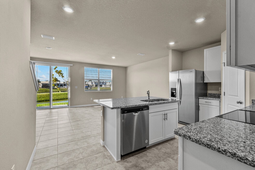 LAttitude 27 Riverview, Riverview, FL 33578 - photo 2