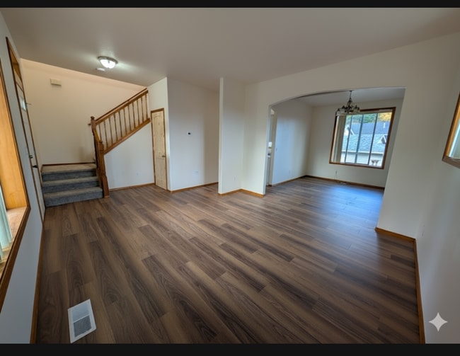 3437 SW 2nd St, Gresham, OR 97030 - photo 3