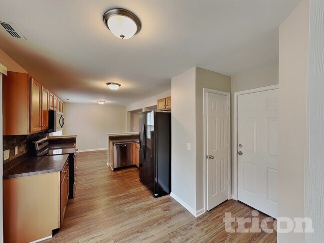 2187 Erin Ln, Mount Juliet, TN 37122 - photo 5