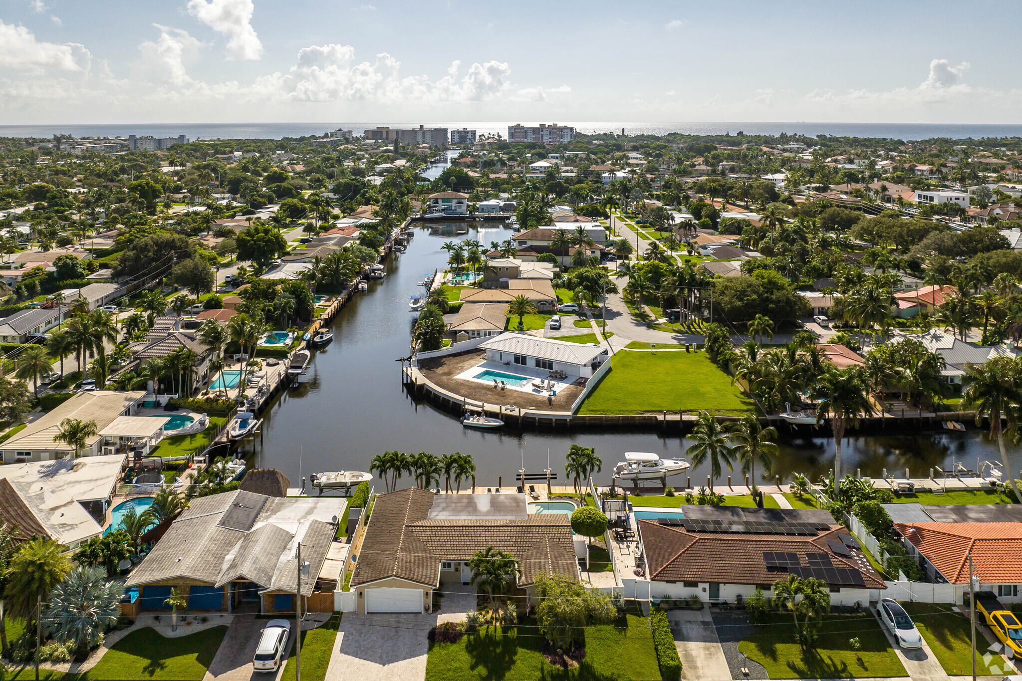 Eastway Park is conveniently located located between the beach and downtown Deerfield Beach.