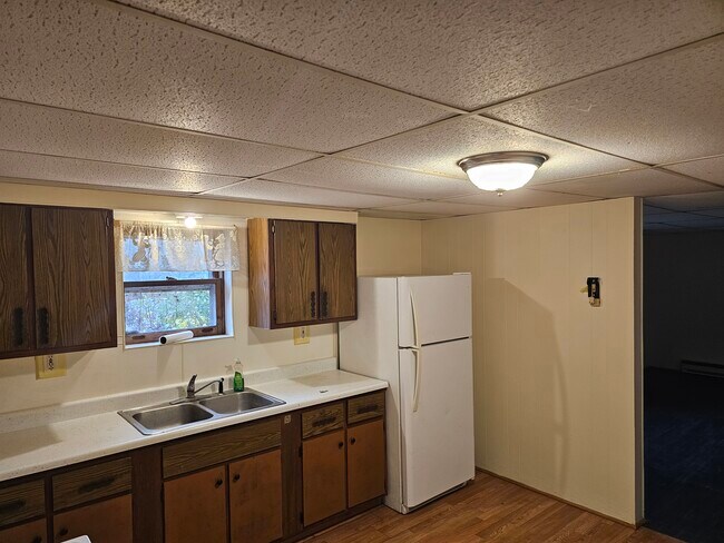 26024 Randall Rd unit 26024 Randall Rd, Dowagiac, MI 49047 - photo 4