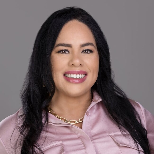 Elizabeth Colon Real Estate Agent in Jacksonville, FL