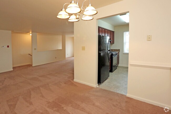 Cunnigham Apartments, Hampton, VA 23666 - photo 6