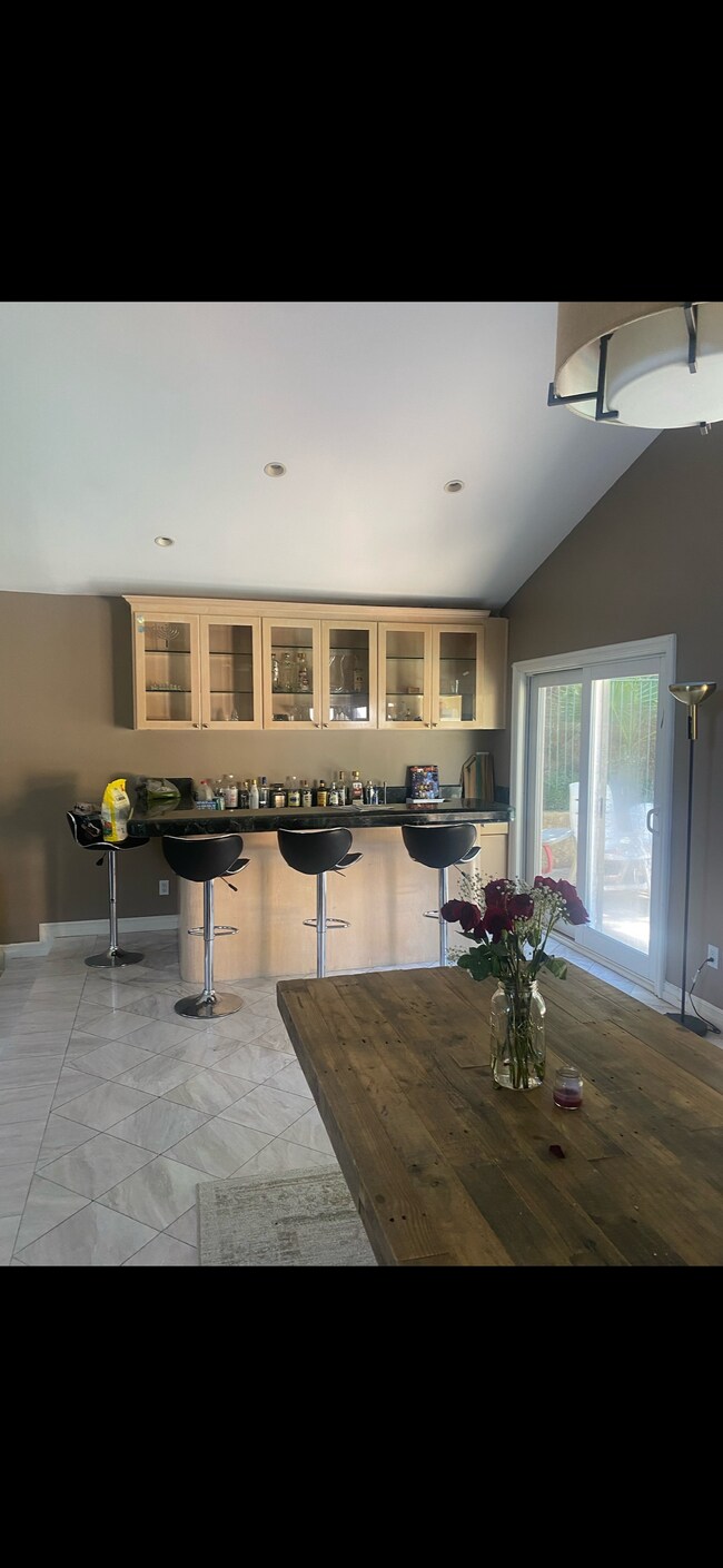 9640 Royalton Dr, Beverly Hills, CA 90210 - photo 4