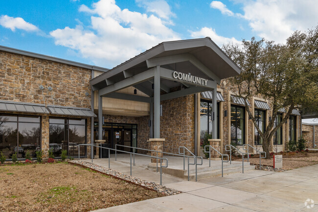 The Red Oak Community Center in Red Oak, TX offers gathering places for private citizen events.
