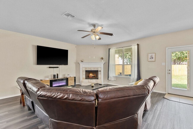 4905 Ledgestone Trail unit ID1324869P, Temple, TX 76502 - photo 5