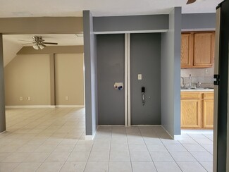 81 S Main St Unit 3, New London, OH 44851
