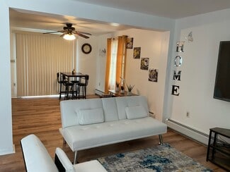 83 Sadler Ave Unit 83 sadler, Pittsfield, MA 01201