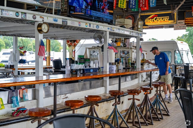 Tie off, line up, and dig in with other Deale locals at the Boat house.