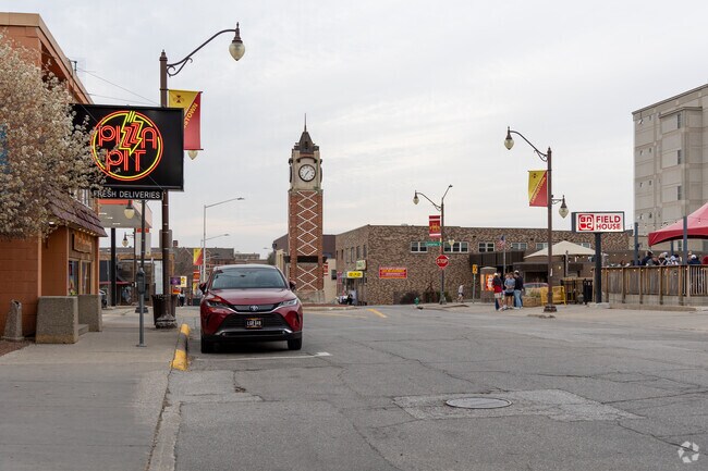Popular restaurants like the Pizza Pit line Welch Avenue in the South Campus Area.