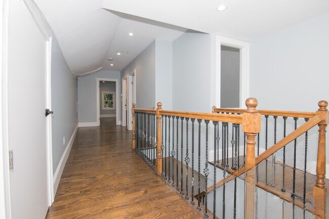 183 Tremont St unit 1, Newton, MA 02458 - photo 3