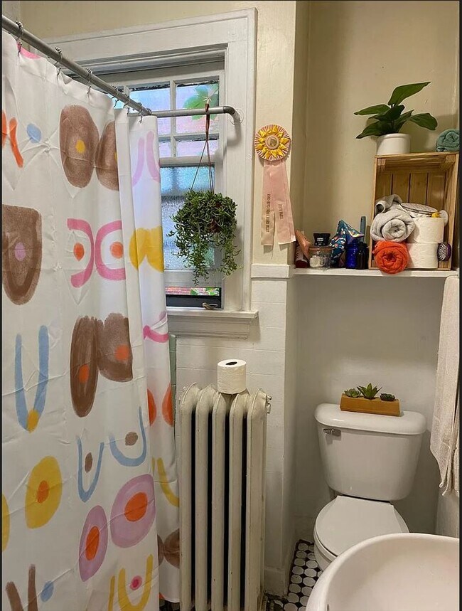 403 Probasco St, Cincinnati, OH 45220 - photo 5