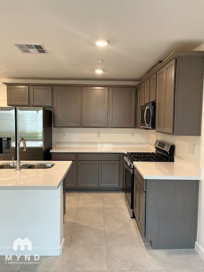 3534 Alpheus River Ave, Las Vegas, NV 89106 - photo 3