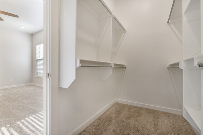 1203 E 30th St, Wolfforth, TX 79382 - photo 4