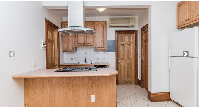 100 Myrtle St unit 6, Boston, MA 02114 - photo 3