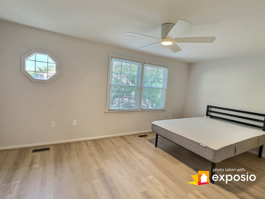 14582 Truro Parish Ct unit Suite 1, Centreville, VA 20120 - photo 1