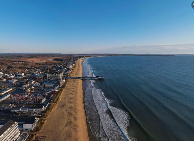 5 Sunset Dr unit 6, Old Orchard Beach, ME 04064 - photo 2