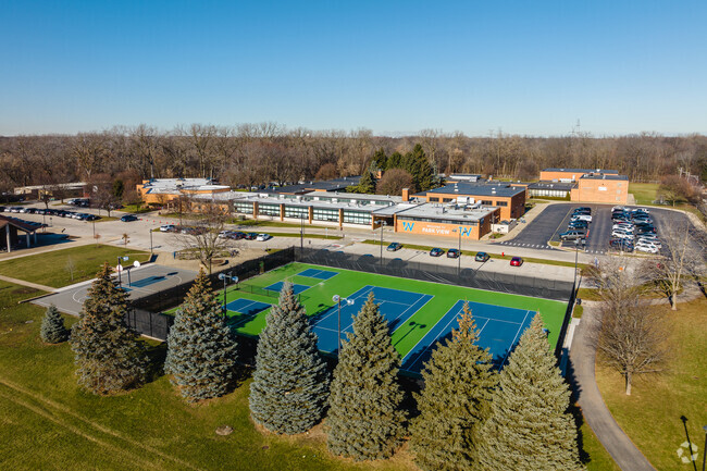 Park View Elementary serves grades PK and K-8.