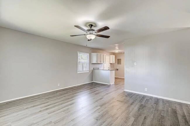 1302 Brummit Ln, South Bend, IN 46615 - photo 4