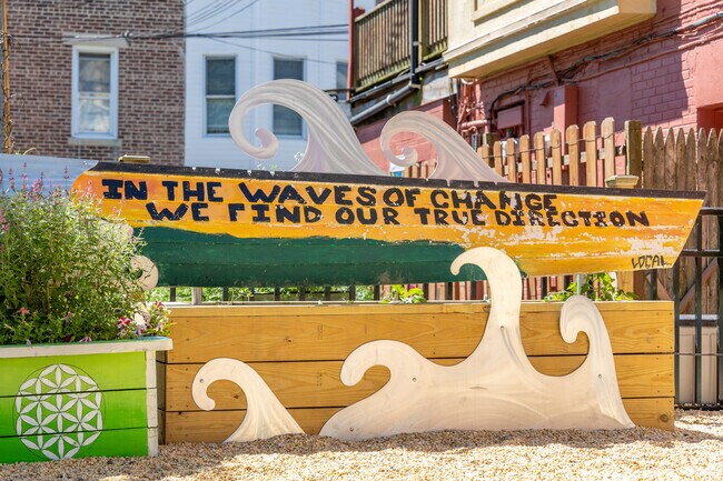 An inspiring mural in Lower Chelsea reminds us that change is the only way forward.