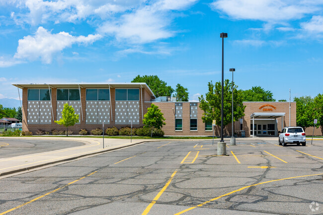 Fairmount Elementary School is located in the northeastern side of Golden.