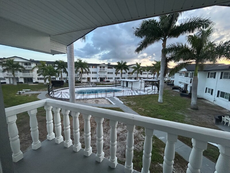 3706 Broadway unit 29, Fort Myers, FL 33901 - photo 1