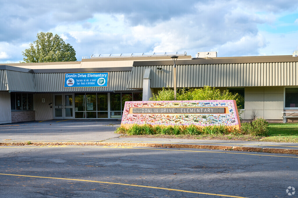 Donlin Drive Elementary School serves 451 students in grades Kindergarten-6.