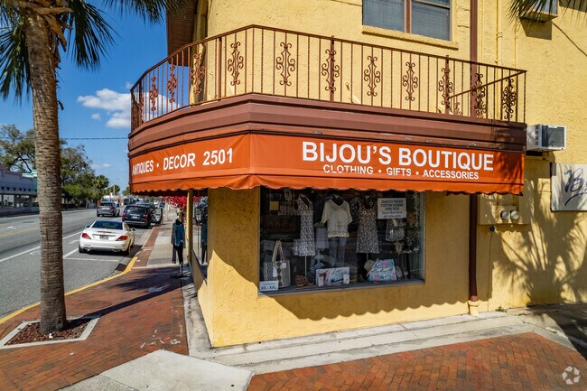 Shop for clothes, gifts and accessories at Bijou's Boutique in College Park.