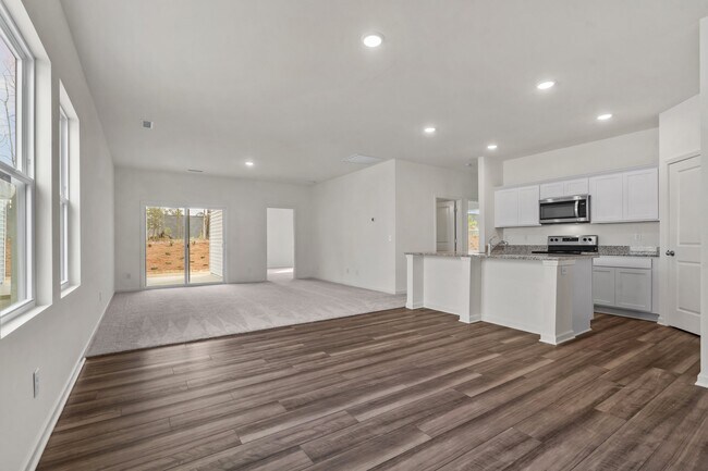 14483 Italy Ave, Dade City, FL 33523 - photo 5