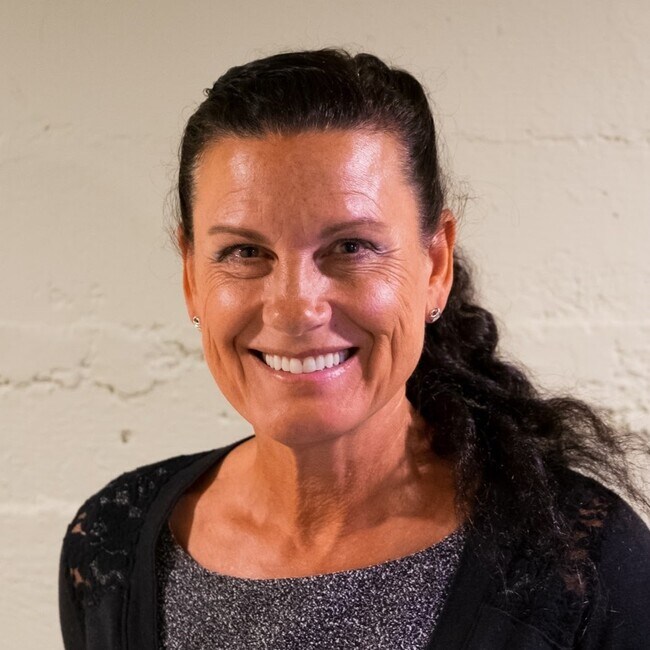 Lesley Alexander Real Estate Agent in Lynden, WA