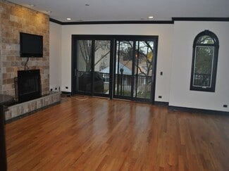 6318 N Albany Ave Unit 2, Chicago, IL 60659