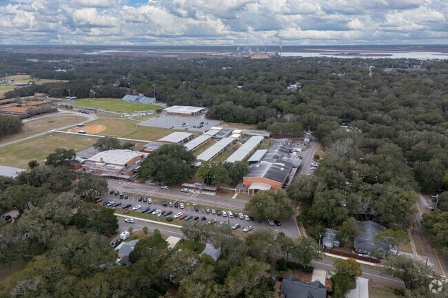 Aerial view of the Fernandina Beach Middle School.