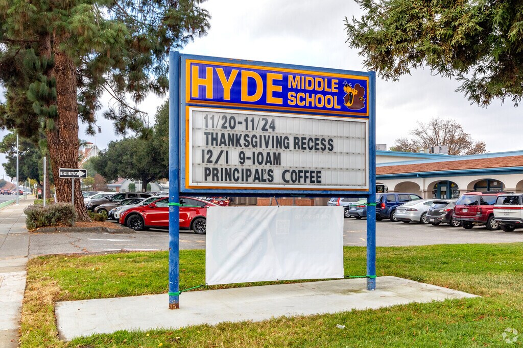 Warren E. Hyde Middle School is a highly rated school in Cupertino.