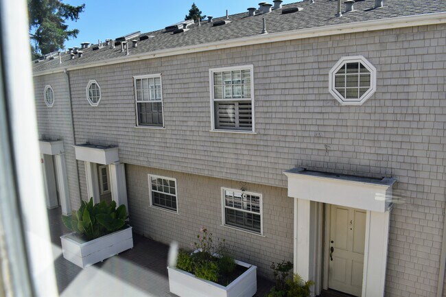 1555 Cherry St unit 3, San Carlos, CA 94070 - photo 6