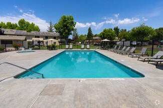1227 Corral Creek Ave, Paso Robles, CA 93446
