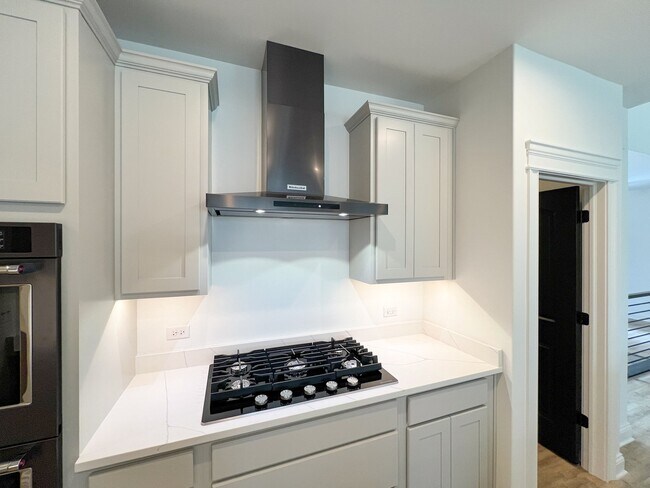 0 Acres On Deerpath St unit 38821886, North Aurora, IL - photo 3