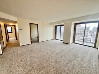 26 W 10th St, Saint Paul, MN 55102