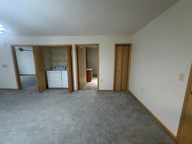 8206 Starr Grass Dr unit 107, Madison, WI 53719 - photo 6