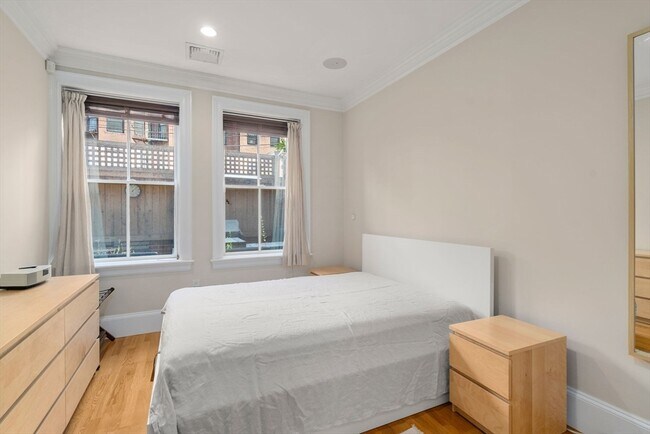 227 Marlborough St unit 1, Boston, MA 02116 - photo 5