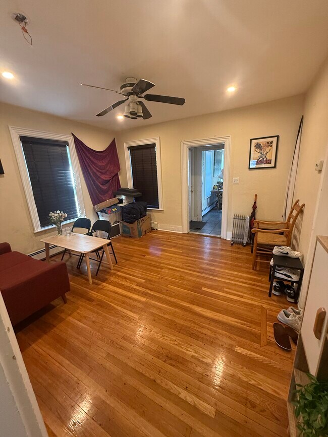 36 Pratt St unit 1, Allston, MA 02134 - photo 4