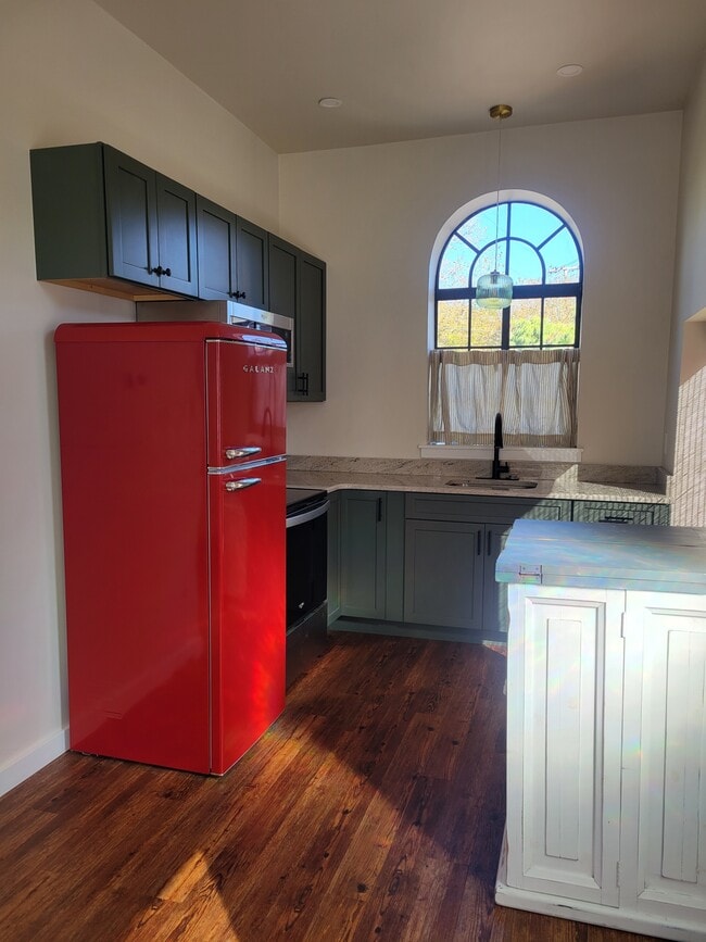 2581 Perkiomen Ave Unit 1, Reading, PA 19606