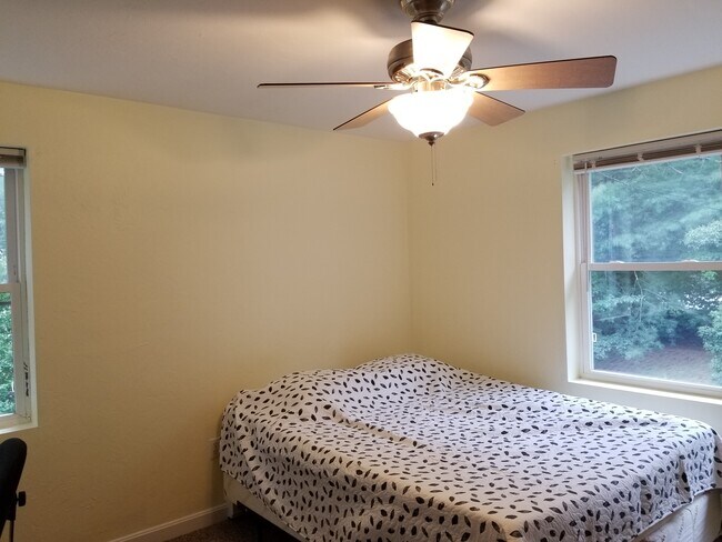 2337 Kingstown Rd, Kingston, RI 02881 - photo 5