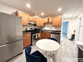 72 Hammond St Unit 90 - 2, Boston, MA 02120