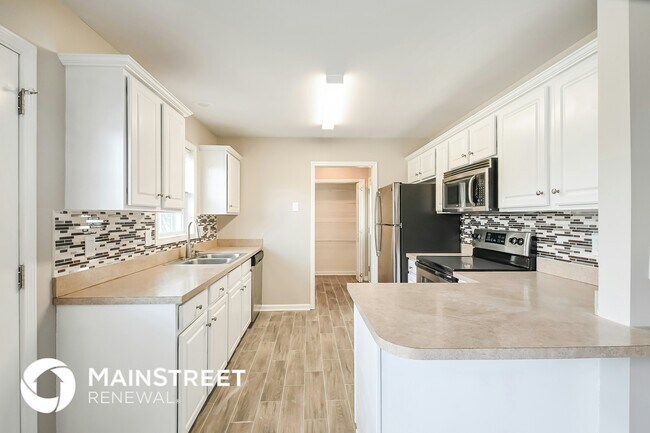 60 Knottingham Ct, Dunn, NC 28334 - photo 6