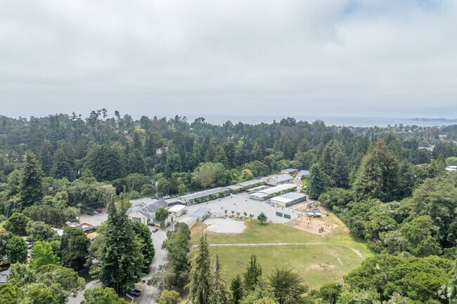 Valencia Elementary School inspires curiosity and learning.